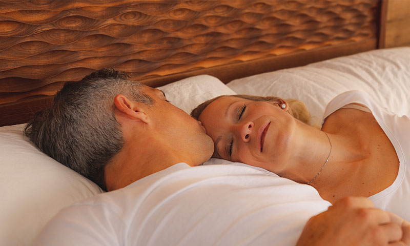Mit den RELAX Produkten schlafen Sie und Ihre Familie besser. Die Schlafsysteme wie auch die Matratzen sind perfekt auf Wohlbefinden und Gesundheit abgestimmt und passen sich ideal an Ihre Bedürfnisse an.